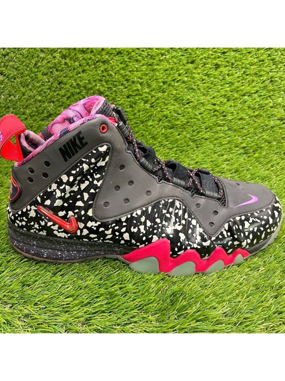 Nike Barkley Posite Max Area 72 Mens Size 11 Black Red Basketball Shoes Sneakers